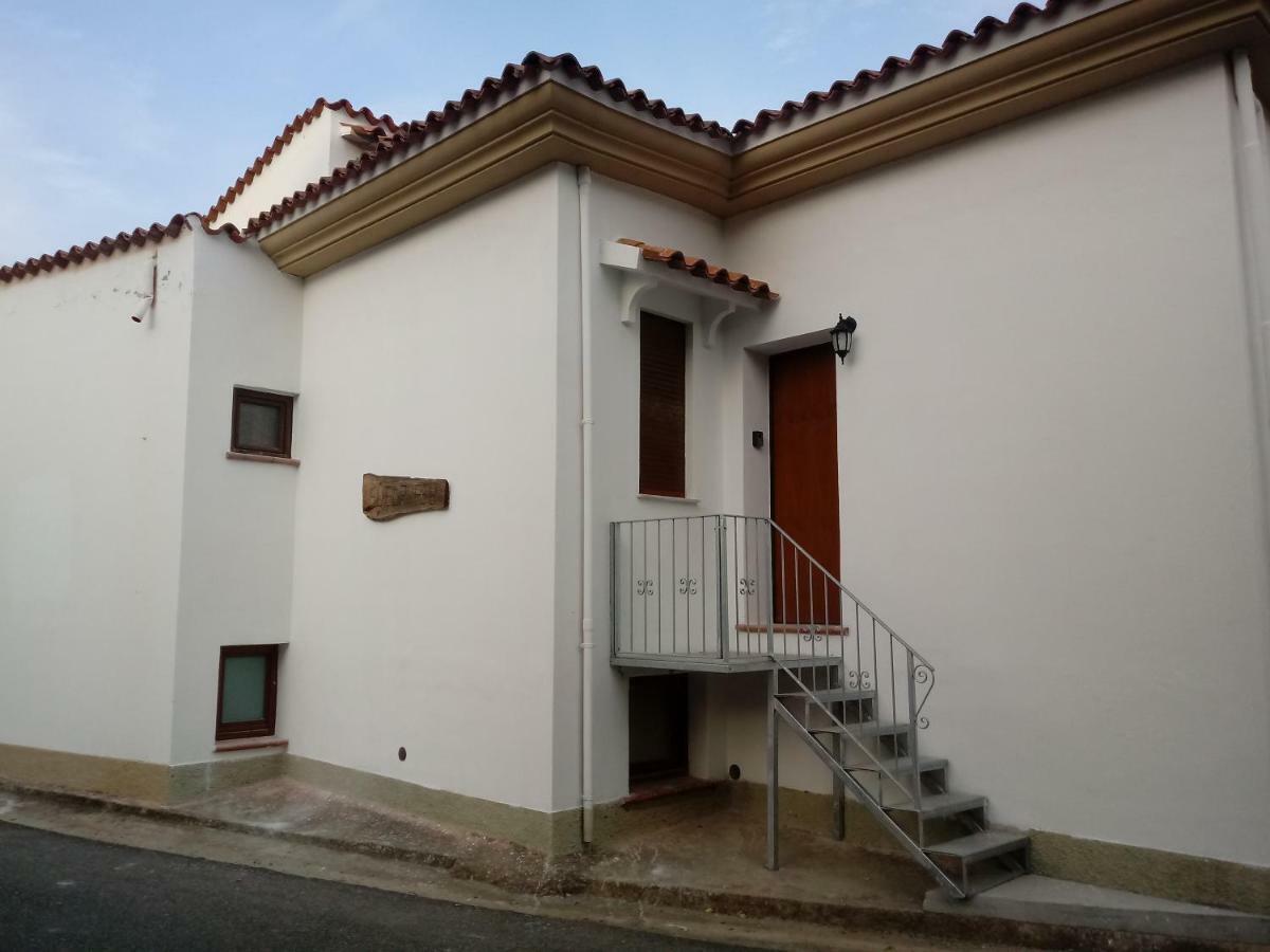 Appartamento Su Survaju Irgoli Bagian luar foto
